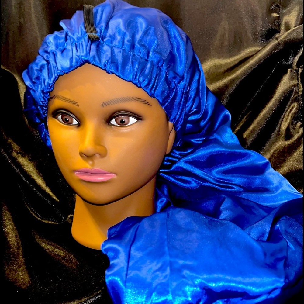 Long silk Bonnet